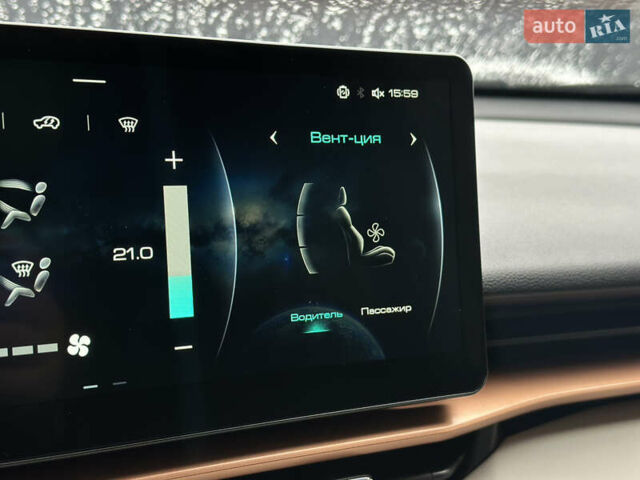 Зелений Haval H6, об'ємом двигуна 2 л та пробігом 42 тис. км за 21000 $, фото 27 на Automoto.ua