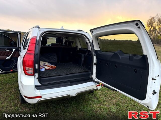 Haval H9 2018 в Черкассах на Automoto.ua Белый Haval H9, объемом двигателя 2 л и пробегом 149 тыс. км за 18000 $, фото 7 на Automoto.ua