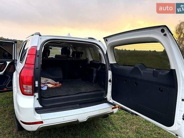 Haval H9 2018 в Черкассах на Automoto.ua Белый Haval H9, объемом двигателя 2 л и пробегом 149 тыс. км за 18000 $, фото 7 на Automoto.ua