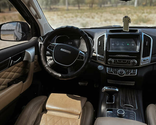 Чорний Haval H9, об'ємом двигуна 1.97 л та пробігом 32 тис. км за 31000 $, фото 4 на Automoto.ua