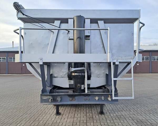 Серый Heuser 2 Achser, объемом двигателя 0 л и пробегом 100 тыс. км за 13500 $, фото 7 на Automoto.ua