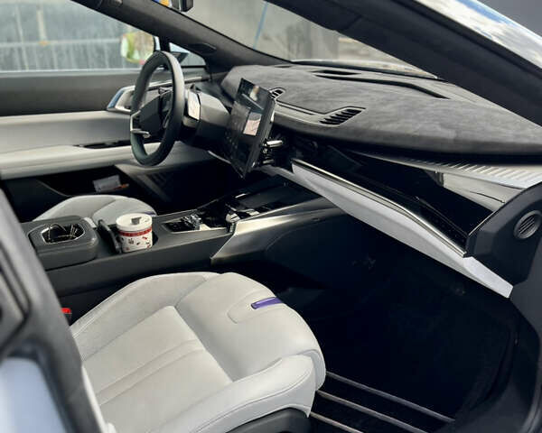 Белый HiPhi Z, объемом двигателя 0 л и пробегом 9 тыс. км за 88888 $, фото 16 на Automoto.ua