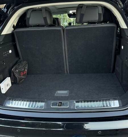 Чорний Hongqi E-HS9, об'ємом двигуна 0 л та пробігом 42 тис. км за 55000 $, фото 14 на Automoto.ua