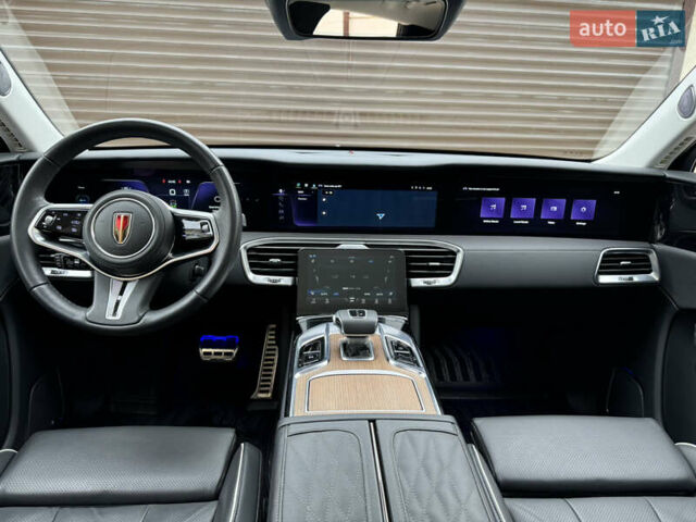 Серый Hongqi E-HS9, объемом двигателя 0 л и пробегом 28 тыс. км за 46000 $, фото 10 на Automoto.ua