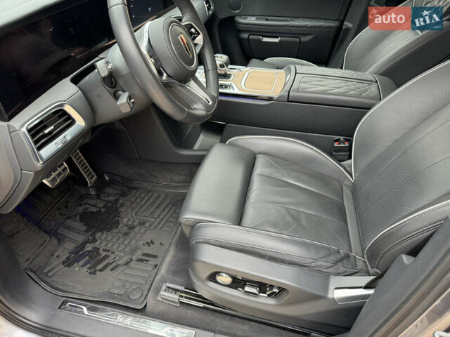 Серый Hongqi E-HS9, объемом двигателя 0 л и пробегом 24 тыс. км за 46000 $, фото 14 на Automoto.ua