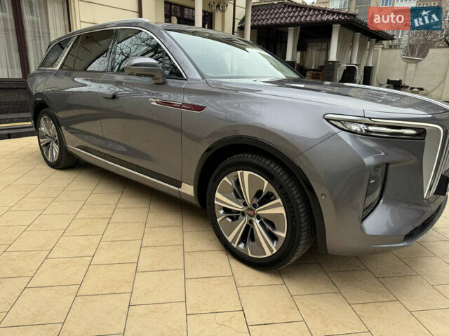Серый Hongqi E-HS9, объемом двигателя 0 л и пробегом 24 тыс. км за 46000 $, фото 8 на Automoto.ua