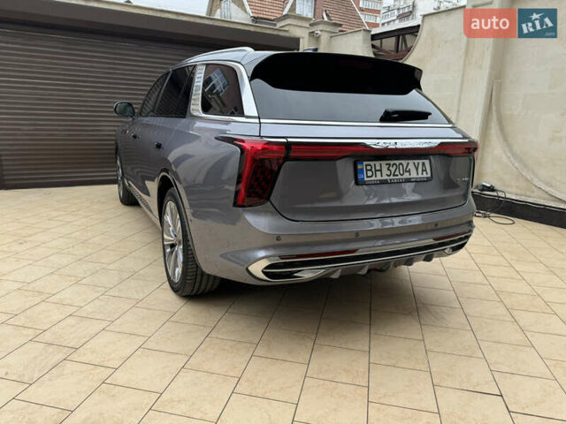 Серый Hongqi E-HS9, объемом двигателя 0 л и пробегом 24 тыс. км за 46000 $, фото 3 на Automoto.ua