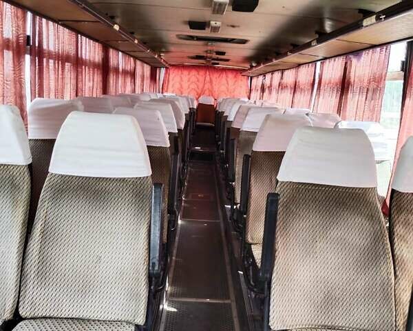 Красный Ikarus 256, объемом двигателя 10.35 л и пробегом 500 тыс. км за 8000 $, фото 6 на Automoto.ua