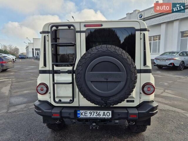 Білий Ineos Grenadier, об'ємом двигуна 2.99 л та пробігом 3 тис. км за 87749 $, фото 6 на Automoto.ua