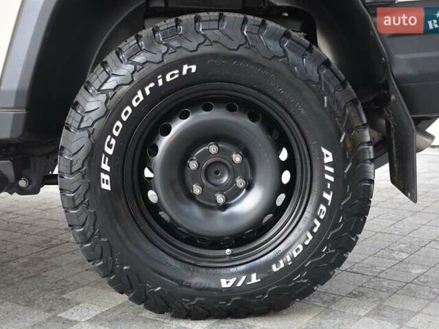 Білий Ineos Grenadier, об'ємом двигуна 2.99 л та пробігом 11 тис. км за 96887 $, фото 3 на Automoto.ua