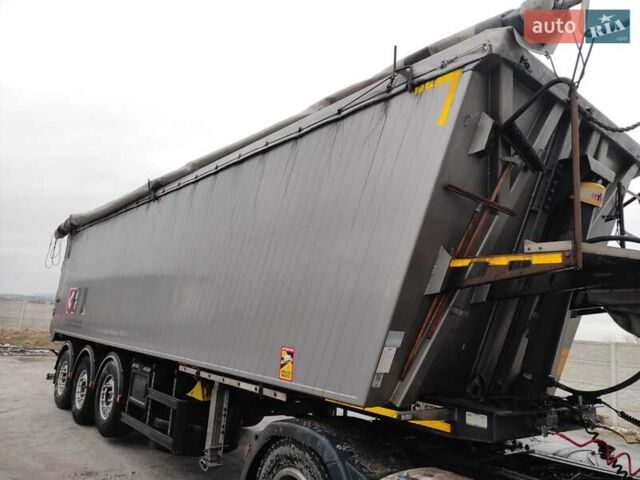 Сірий Inter Cars NW, об'ємом двигуна 0 л та пробігом 100 тис. км за 29950 $, фото 1 на Automoto.ua