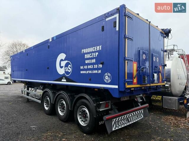 Серый Inter Cars SAF, объемом двигателя 0 л и пробегом 135 тыс. км за 28300 $, фото 3 на Automoto.ua