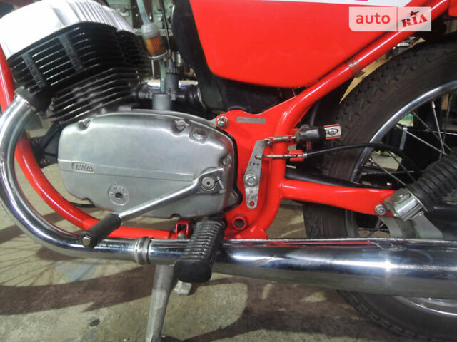 Красный Jawa (ЯВА) 350, объемом двигателя 0 л и пробегом 31 тыс. км за 2000 $, фото 6 на Automoto.ua