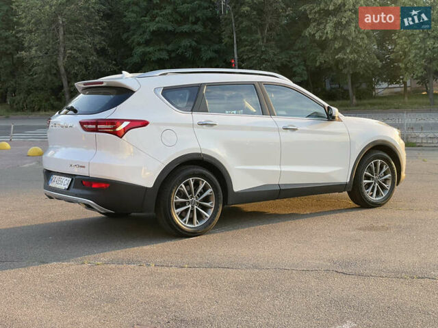 Білий Jetour X70, об'ємом двигуна 1.5 л та пробігом 44 тис. км за 16200 $, фото 7 на Automoto.ua