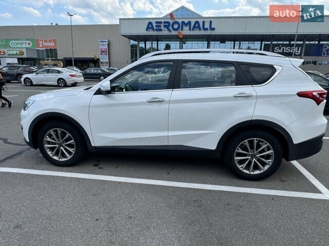 Белый Jetour X70, объемом двигателя 1.5 л и пробегом 48 тыс. км за 15500 $, фото 4 на Automoto.ua