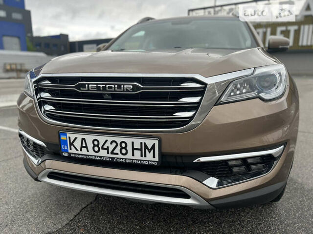 Бежевий Jetour X70, об'ємом двигуна 1.5 л та пробігом 39 тис. км за 15200 $, фото 1 на Automoto.ua