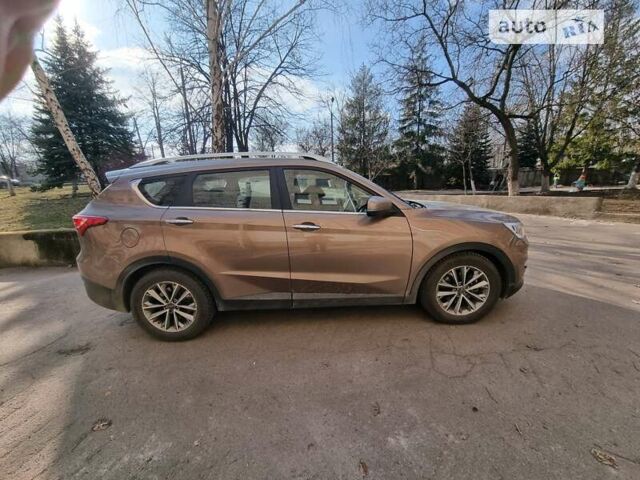 Бежевий Jetour X70, об'ємом двигуна 1.5 л та пробігом 60 тис. км за 17750 $, фото 3 на Automoto.ua