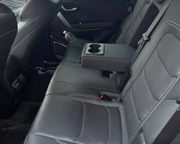 Чорний Jetour X70, об'ємом двигуна 1.5 л та пробігом 26 тис. км за 15999 $, фото 8 на Automoto.ua