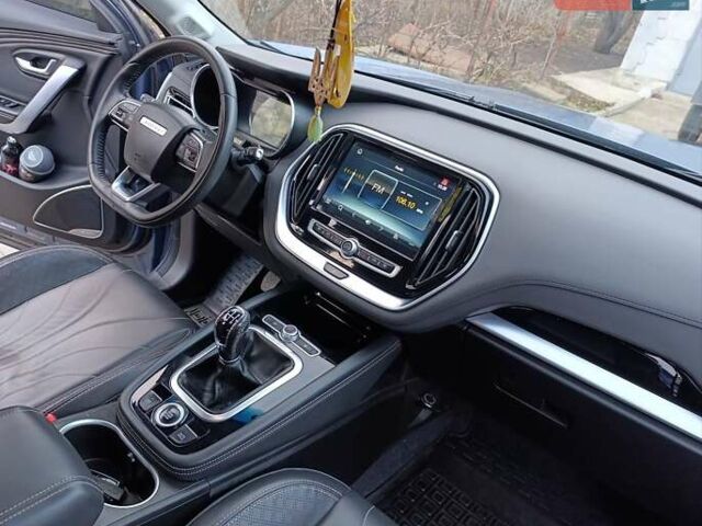 Серый Jetour X70, объемом двигателя 1.5 л и пробегом 107 тыс. км за 13999 $, фото 1 на Automoto.ua
