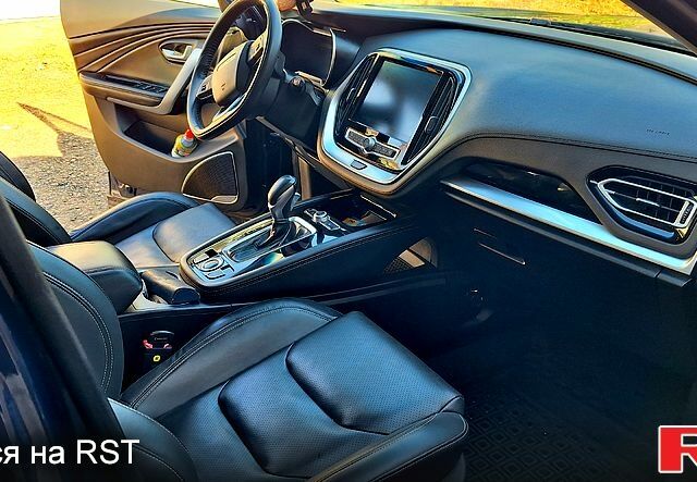 Синий Jetour X70, объемом двигателя 1.5 л и пробегом 50 тыс. км за 13500 $, фото 2 на Automoto.ua