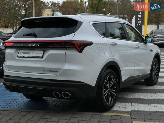 Белый Jetour X70 Plus, объемом двигателя 1.6 л и пробегом 40 тыс. км за 26900 $, фото 7 на Automoto.ua