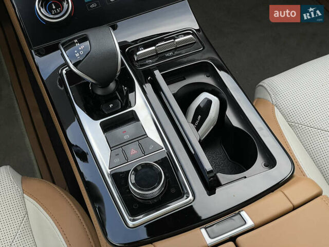 Белый Jetour X70 Plus, объемом двигателя 1.6 л и пробегом 40 тыс. км за 26900 $, фото 24 на Automoto.ua