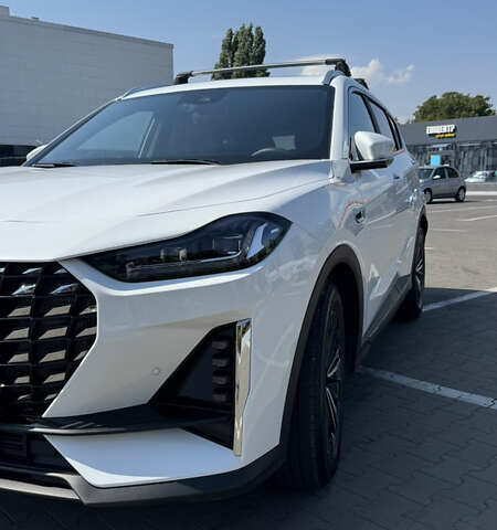 Білий Jetour X70 Plus, об'ємом двигуна 1.6 л та пробігом 11 тис. км за 26000 $, фото 2 на Automoto.ua