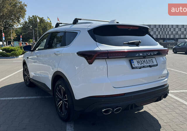 Білий Jetour X70 Plus, об'ємом двигуна 1.6 л та пробігом 11 тис. км за 26000 $, фото 1 на Automoto.ua