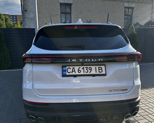 Белый Jetour X70 Plus, объемом двигателя 1.6 л и пробегом 27 тыс. км за 25999 $, фото 3 на Automoto.ua