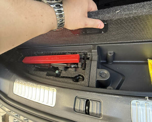 Черный Jetour X70 Plus, объемом двигателя 1.6 л и пробегом 12 тыс. км за 24000 $, фото 12 на Automoto.ua