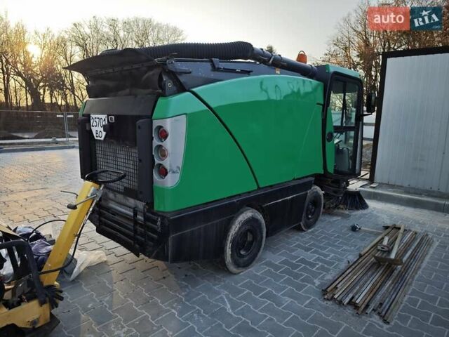 Зеленый Johnston Sweepers 142A101T, объемом двигателя 3 л и пробегом 0 тыс. км за 23000 $, фото 2 на Automoto.ua