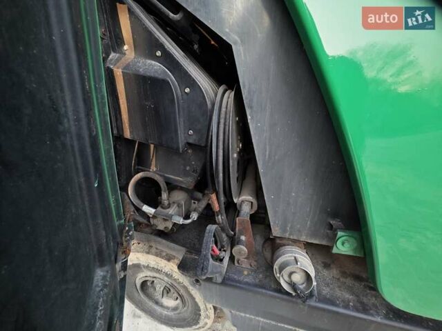 Зеленый Johnston Sweepers 142A101T, объемом двигателя 3 л и пробегом 3 тыс. км за 25000 $, фото 33 на Automoto.ua