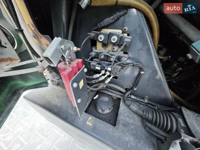 Зеленый Johnston Sweepers 142A101T, объемом двигателя 3 л и пробегом 3 тыс. км за 25000 $, фото 28 на Automoto.ua