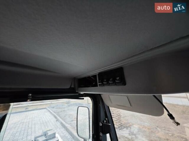 Зеленый Johnston Sweepers 142A101T, объемом двигателя 3 л и пробегом 3 тыс. км за 25000 $, фото 20 на Automoto.ua