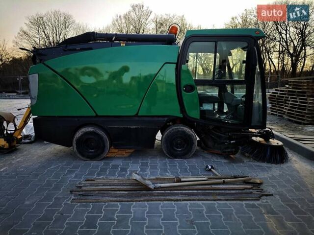 Зеленый Johnston Sweepers 142A101T, объемом двигателя 3 л и пробегом 3 тыс. км за 25000 $, фото 4 на Automoto.ua