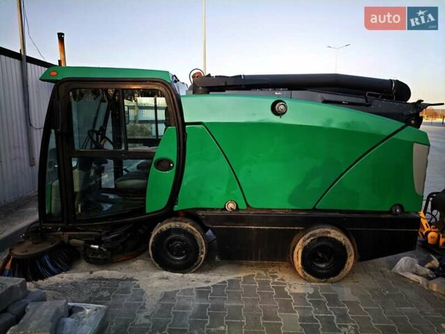 Зеленый Johnston Sweepers 142A101T, объемом двигателя 3 л и пробегом 3 тыс. км за 25000 $, фото 3 на Automoto.ua