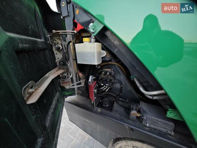 Зеленый Johnston Sweepers 142A101T, объемом двигателя 3 л и пробегом 3 тыс. км за 25000 $, фото 27 на Automoto.ua