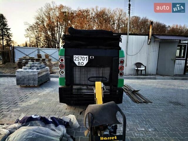 Зеленый Johnston Sweepers 142A101T, объемом двигателя 3 л и пробегом 3 тыс. км за 25000 $, фото 6 на Automoto.ua
