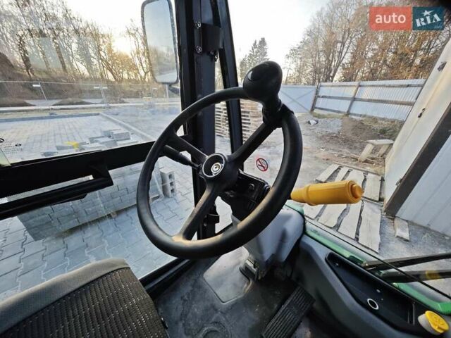 Зеленый Johnston Sweepers 142A101T, объемом двигателя 3 л и пробегом 3 тыс. км за 25000 $, фото 15 на Automoto.ua