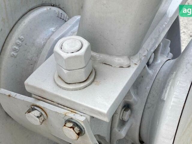 Kello-Bilt 275, объемом двигателя 0 л и пробегом 900 тыс. км за 38380 $, фото 10 на Automoto.ua