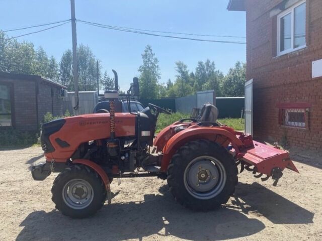 Красный Kentavr T-244, объемом двигателя 0 л и пробегом 28 тыс. км за 2050 $, фото 4 на Automoto.ua