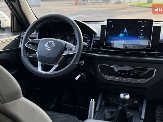 купити нове авто KG Mobility Grand Musso 2025 року від офіційного дилера УКРАВТО ЗАКАРПАТТЯ KG Mobility фото