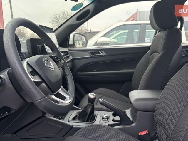 купити нове авто KG Mobility Grand Musso 2025 року від офіційного дилера Автоцентр AUTO.RIA KG Mobility фото