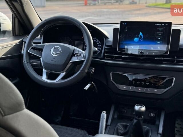 купити нове авто KG Mobility Grand Musso 2025 року від офіційного дилера ПРАТ «Закарпаття-АВТО» KG Mobility фото