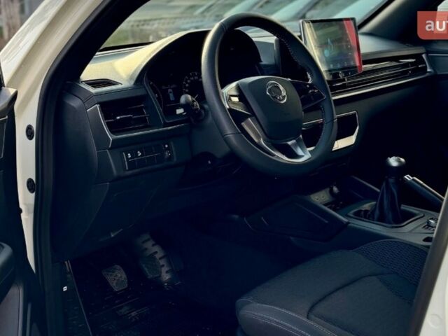 купити нове авто KG Mobility Grand Musso 2025 року від офіційного дилера ПРАТ «Закарпаття-АВТО» KG Mobility фото