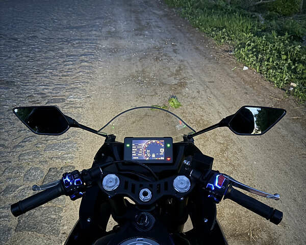 Черный Kove 321RR, объемом двигателя 0.32 л и пробегом 3 тыс. км за 4150 $, фото 2 на Automoto.ua