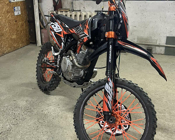 Kovi 250 Advance 2024 в Сторожинце на Automoto.ua Черный Kovi 250 Advance, объемом двигателя 0.25 л и пробегом 5 тыс. км за 1650 $, фото 4 на Automoto.ua