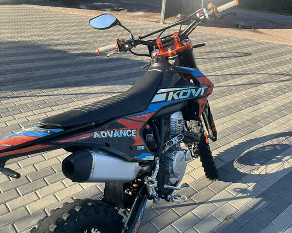 Kovi 250 Advance 2025 в Киеве на Automoto.ua Черный Kovi 250 Advance, объемом двигателя 0.25 л и пробегом 2 тыс. км за 1889 $, фото 3 на Automoto.ua