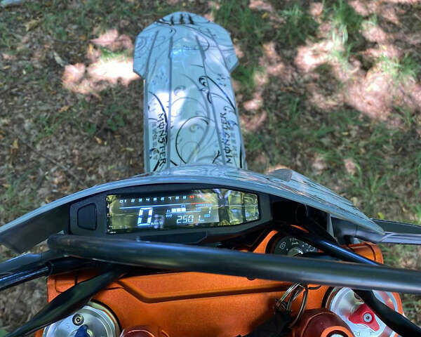 Сірий Kovi 250 Advance, об'ємом двигуна 0.25 л та пробігом 250 тис. км за 1650 $, фото 3 на Automoto.ua