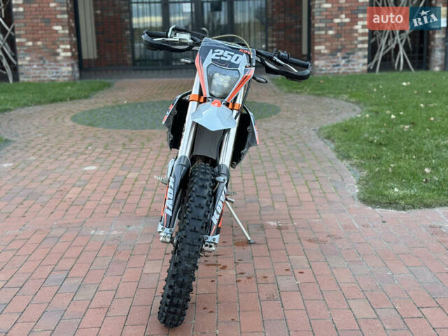 Kovi 250 Lite 4T 2021 у Києві на Automoto.ua Помаранчевий Kovi 250 Lite 4T, об'ємом двигуна 0.25 л та пробігом 1 тис. км за 2000 $, фото 1 на Automoto.ua